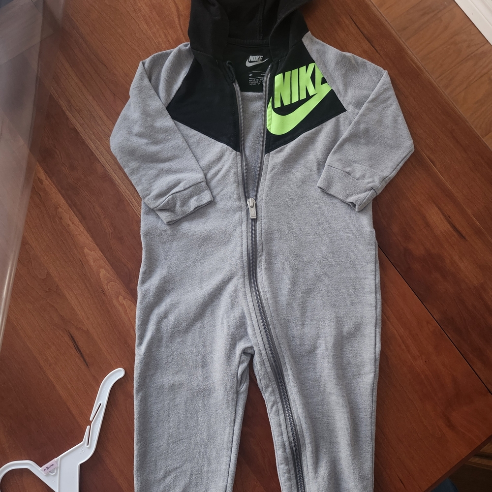 Nike Kids Gray and Black Footie with Green Logo